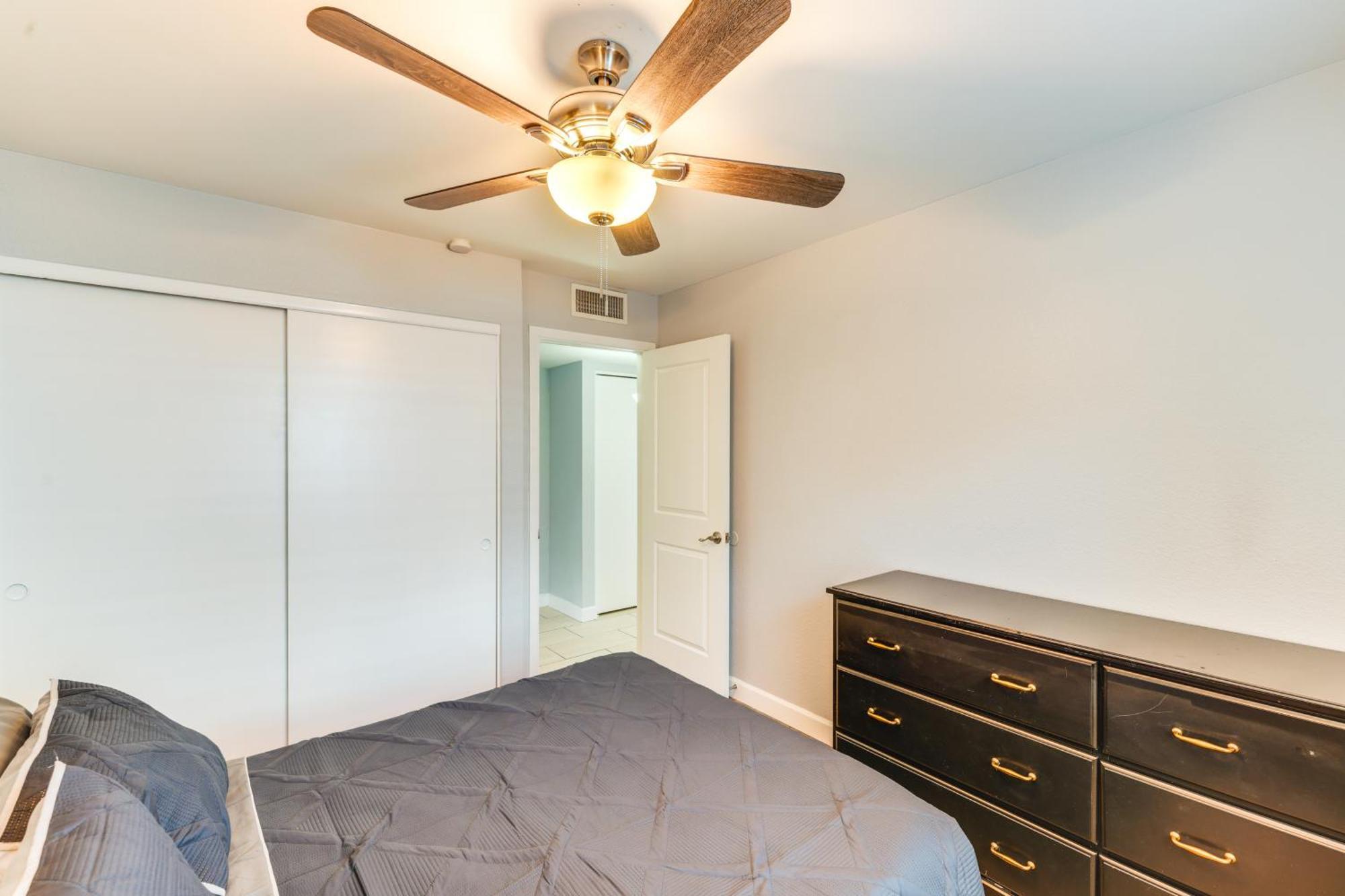 With Private Pool, Fire Pit And Swing Set Holiday home Phoenix